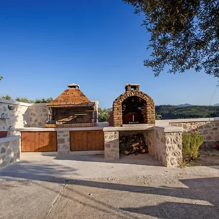 Greco Villa